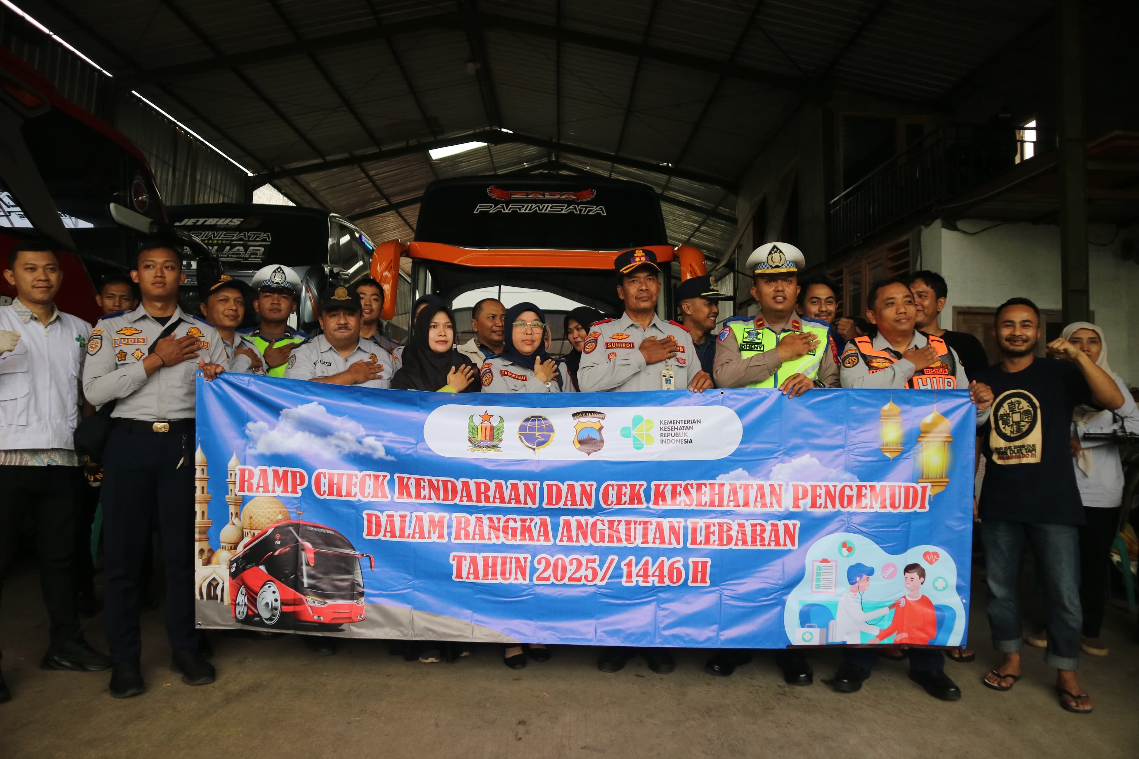 KABUPATEN PEKALONGAN SIAGAKAN ARMADA MUDIK LEBARAN 2025 DENGAN PEMERIKSAAN KETAT