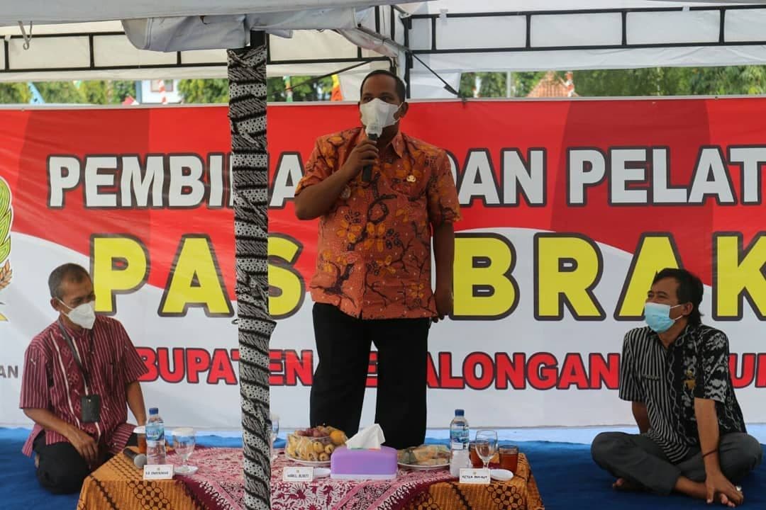 An image uploaded to Strapi called Pas1