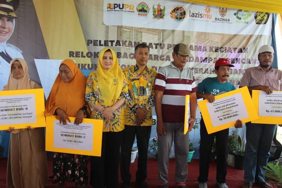 An image uploaded to Strapi called Simonet