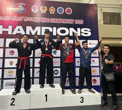 ATLET HAPKIDO PEKALONGAN SABET PERAK DI KEJUARAAN ASIA TENGGARA.