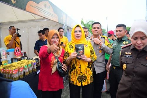 An image uploaded to Strapi called Bazar