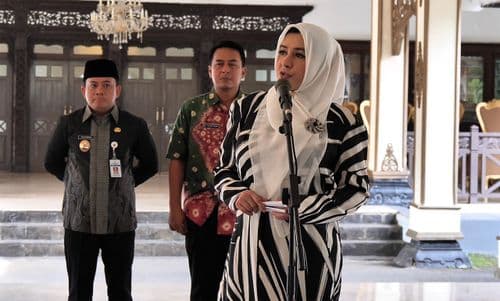 HARI PERTAMA KERJA, PEMKAB PEKALONGAN GELAR HALAL BIHALAL