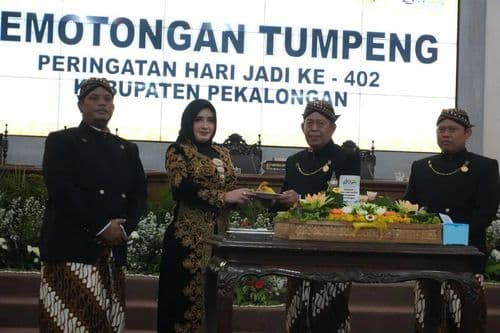 An image uploaded to Strapi called HariJadi