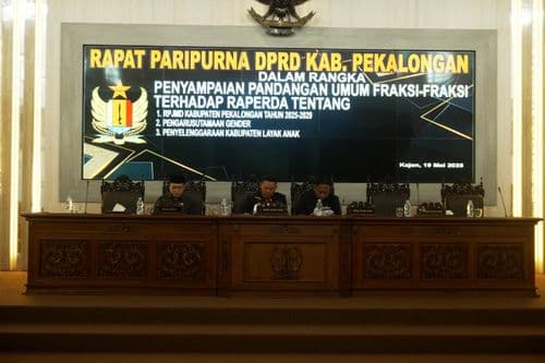 WAKIL BUPATI PEKALONGAN : PANDANGAN UMUM DARI BEBERAPA FRAKSI SANGAT PENTING