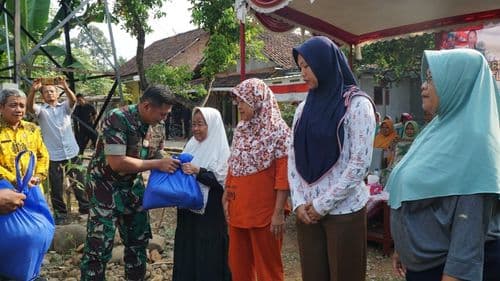 An image uploaded to Strapi called Tentara