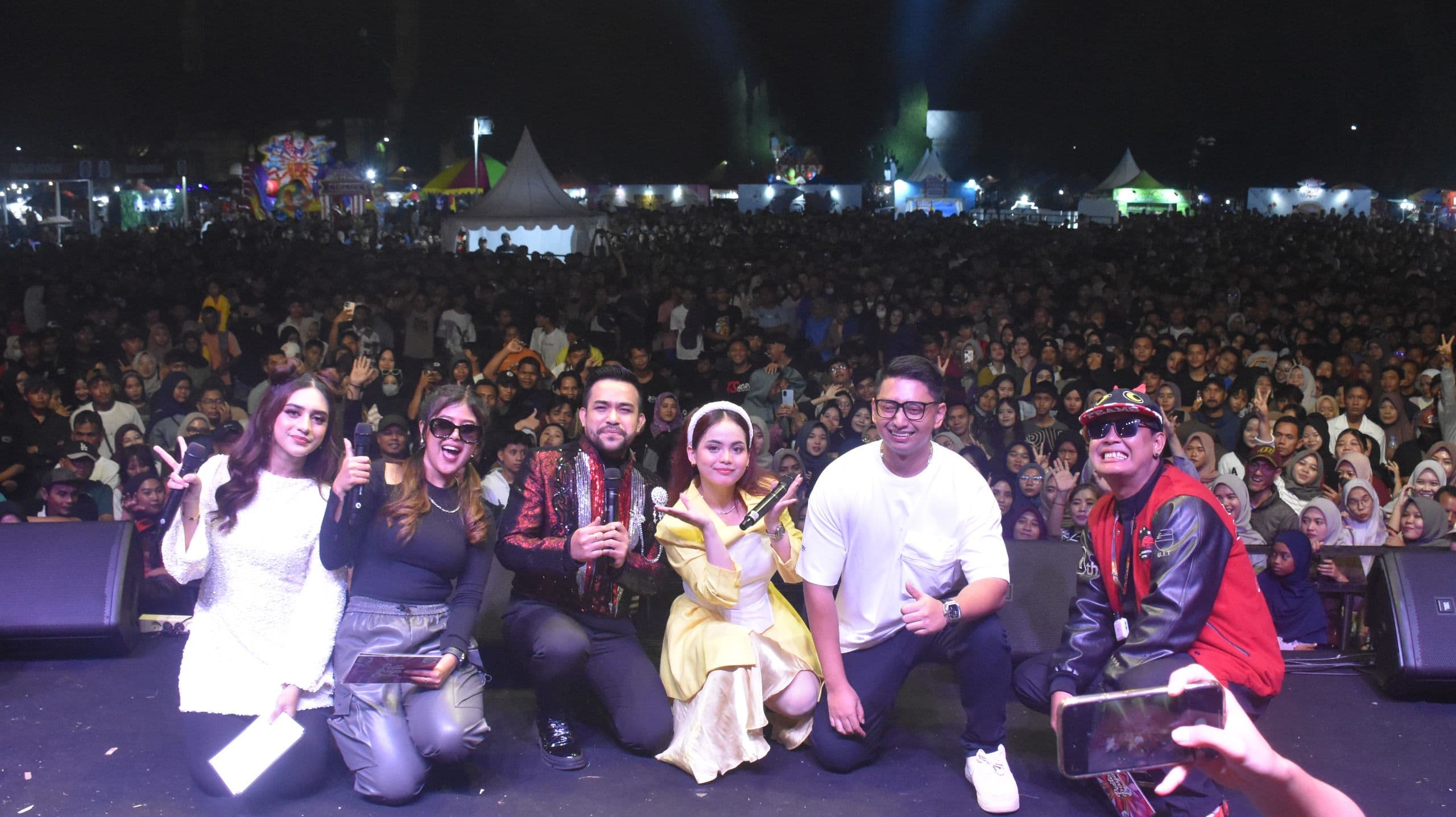 ARTIS IBUKOTA MERIAHKAN PESTA RAYA INDOSIAR