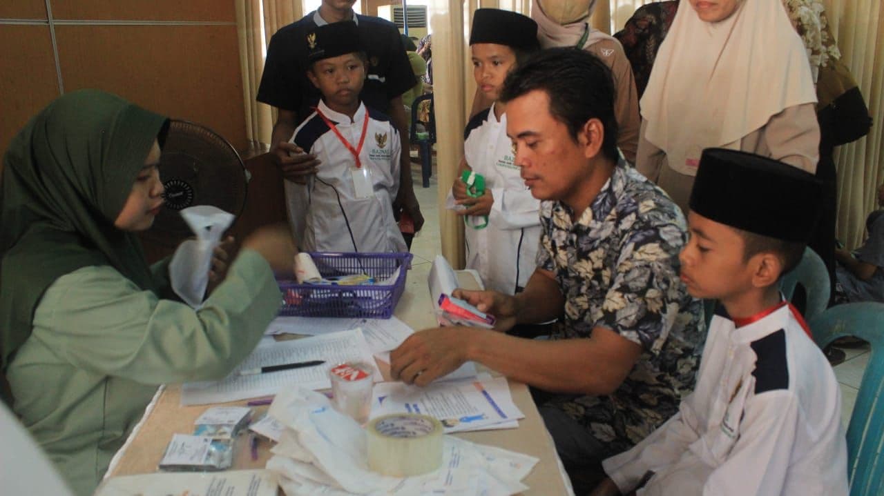 BAZNAS KABUPATEN PEKALONGAN SUKSES GELAR KHITANAN MASSAL 2025