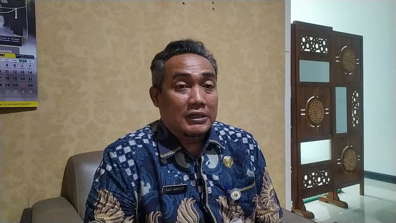 DISDUKCAPIL KABUPATEN PEKALONGAN FASILITASI PEREKAMAN KTP-EL JEMPUT BOLA BAGI WARGA RENTAN