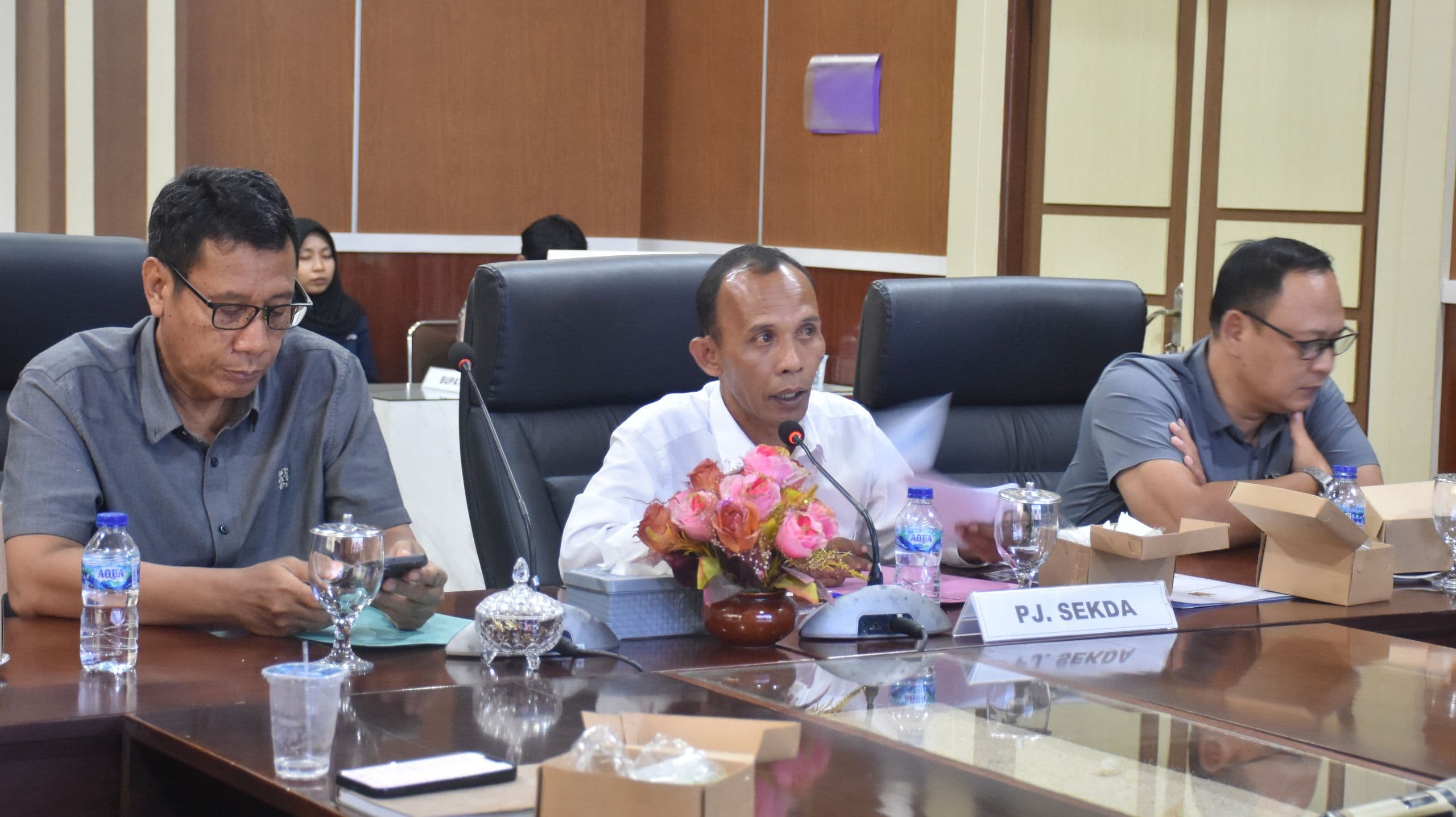 PEMPROV JATENG INSTRUKSIKAN PENANAMAN MANGROVE DAN BERSIH PANTAI SERENTAK PADA 5 JUNI 2025.