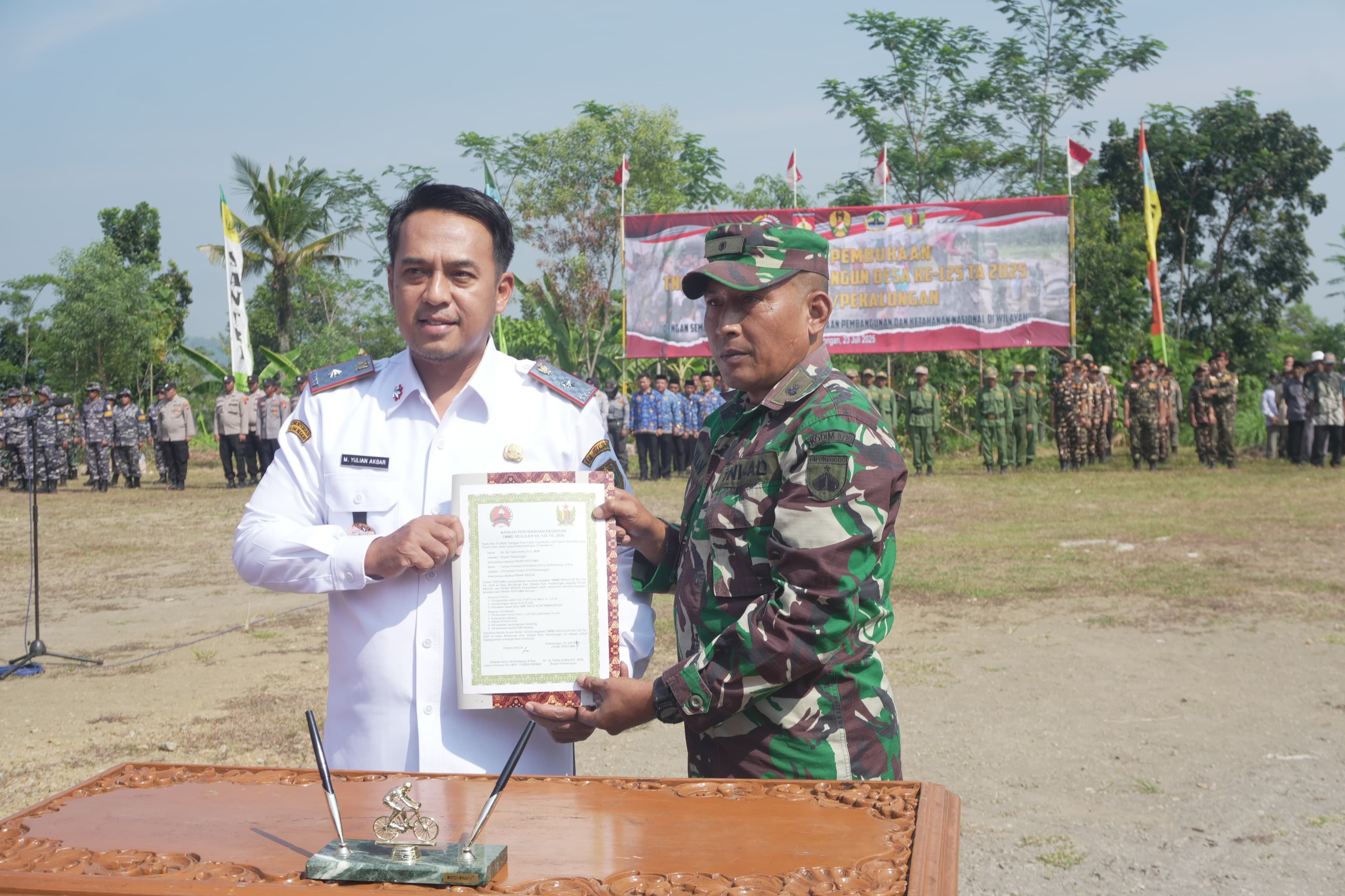 PEMBUKAAN TMMD REGULER 125 DI WINDUROJO: PERCEPATAN PEMBANGUNAN DESA BERBASIS KOLABORASI