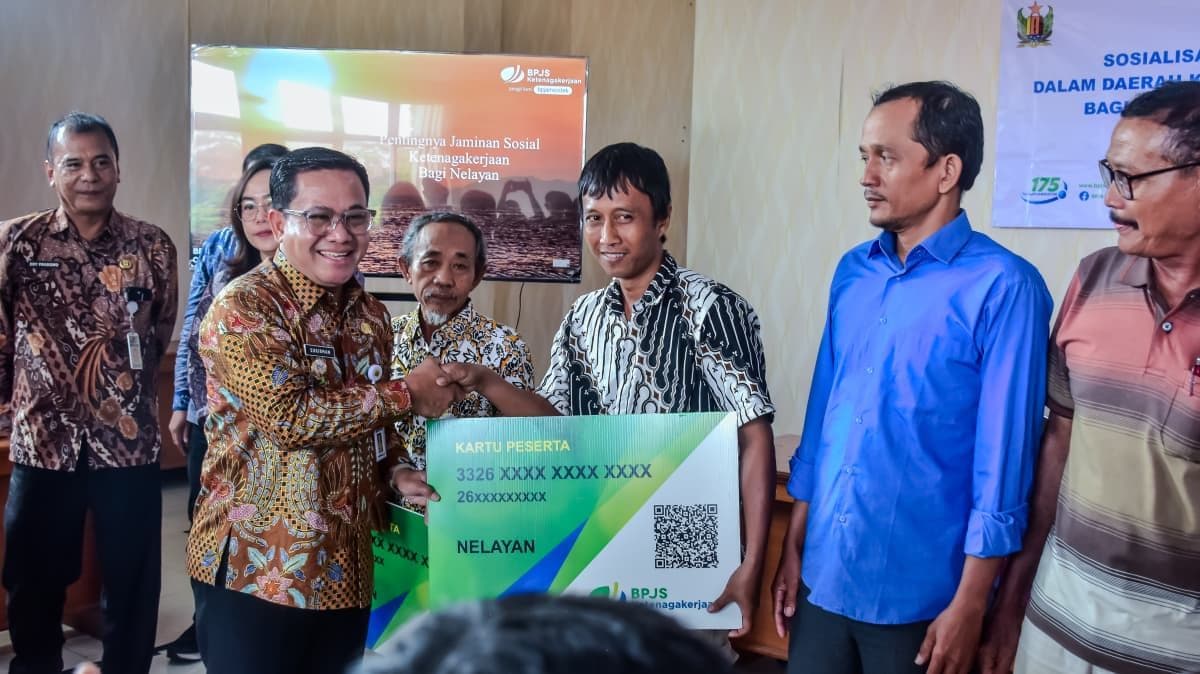 PEMKAB PEKALONGAN GANDENG BPJS KETENAGAKERJAAN TINGKATKAN PERLINDUNGAN BAGI NELAYAN