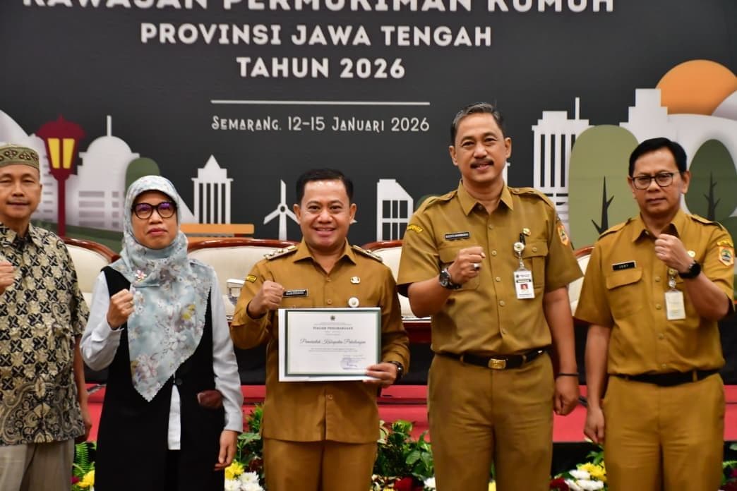 PEMKAB PEKALONGAN RAIH JUARA III PENANGANAN KAWASAN PERMUKIMAN KUMUH TINGKAT PROVINSI JAWA TENGAH