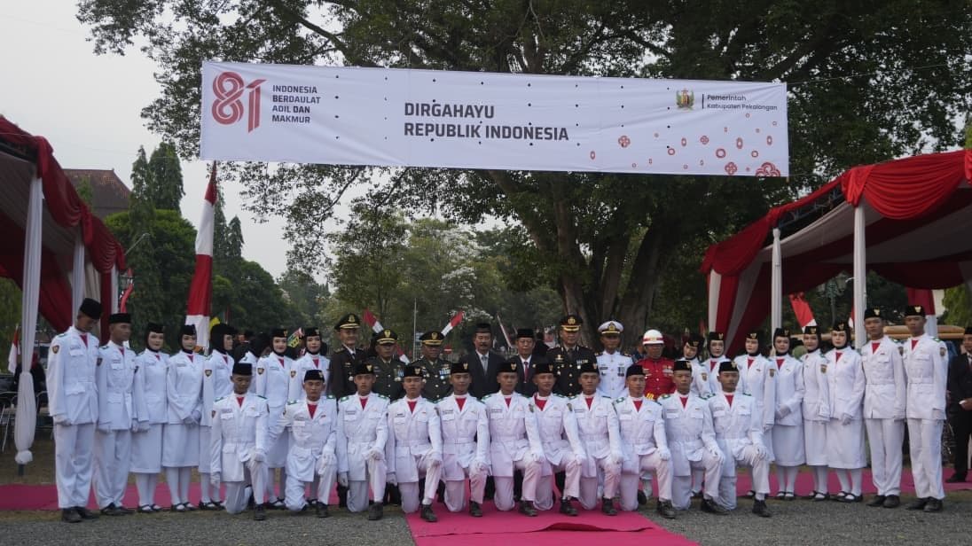 PETUGAS PASKIBRAKA SUKSES JALANKAN TUGAS, KETUA DPRD PEKALONGAN SAMPAIKAN APRESIASI.