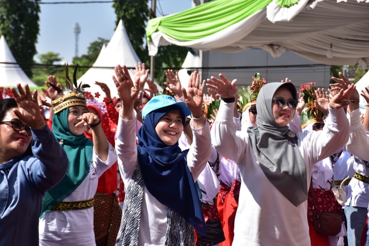 SEMARAK PEKAN RAYA KAJEN, PKK IDOL DAN YEL-YEL GALI POTENSI DAN KREATIVITAS KADER