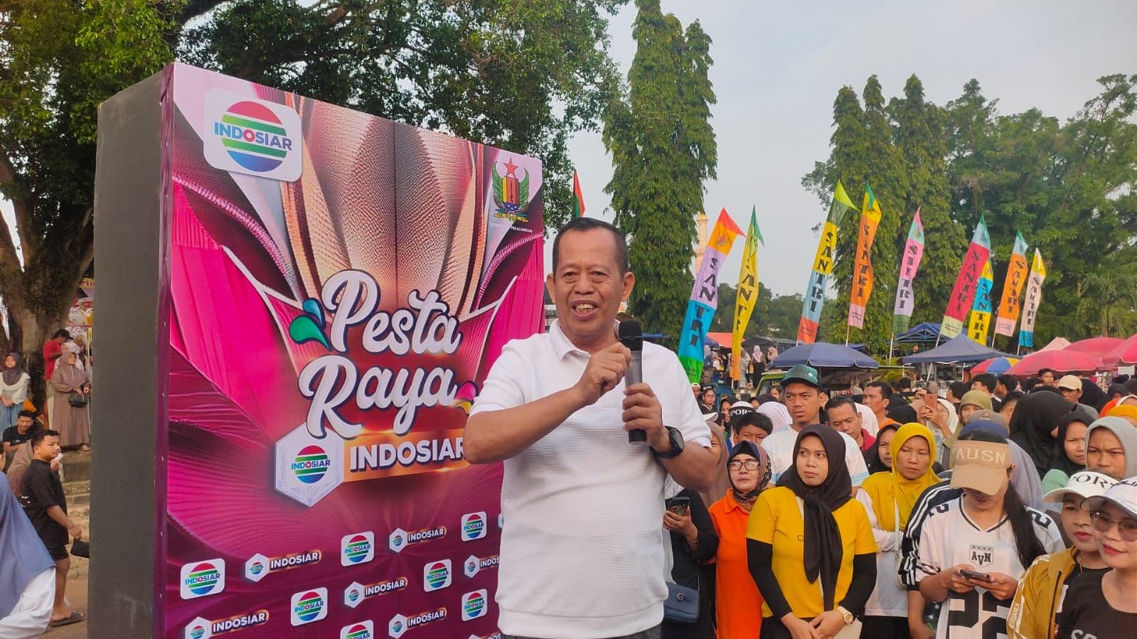 SINERGI PEMKAB PEKALONGAN DENGAN INDOSIAR SEHATKAN MASYARAKAT