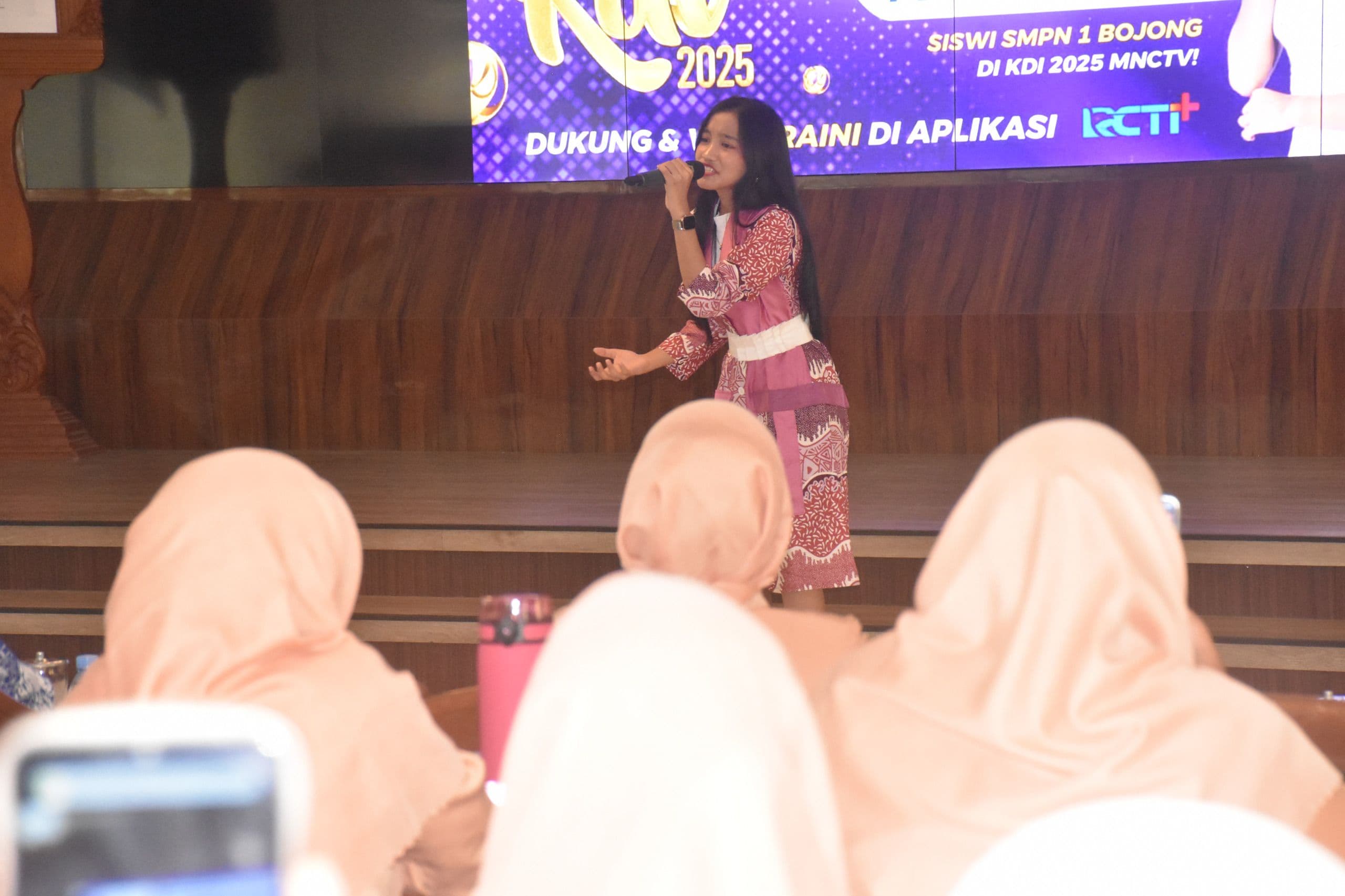 SISWA SMP NEGERI 1 BOJONG TEMBUS PENTAS KDI 2025.