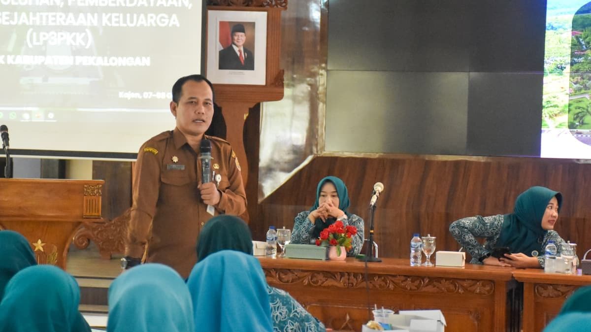 TINGKATKAN KAPASITAS KADER, TP PKK KABUPATEN PEKALONGAN GELAR PELATIHAN LP3 PKK 2025